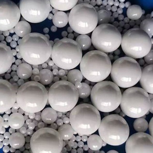 95 Yttrium Stabilized Zirconia Beads 1.6-1.8mm สื่อการบด สําหรับการเคลือบเครื่องประดับหรือตกแต่ง