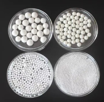 95 Yttrium Stabilized Zirconia Beads 1.6-1.8 มิลลิเมตร สื่อบดสําหรับการทาสี
