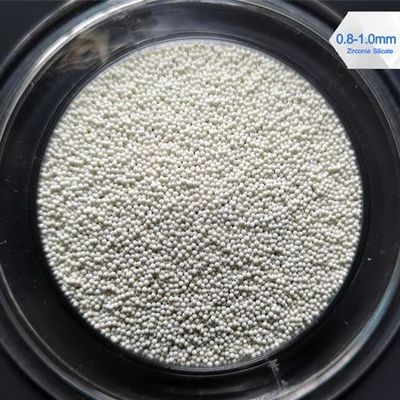 เซอร์โคเนียมซิลิเกตลูกปัด ZrO2 ความหนาแน่น 65% ความหนาแน่น 4.0 G / Cm3